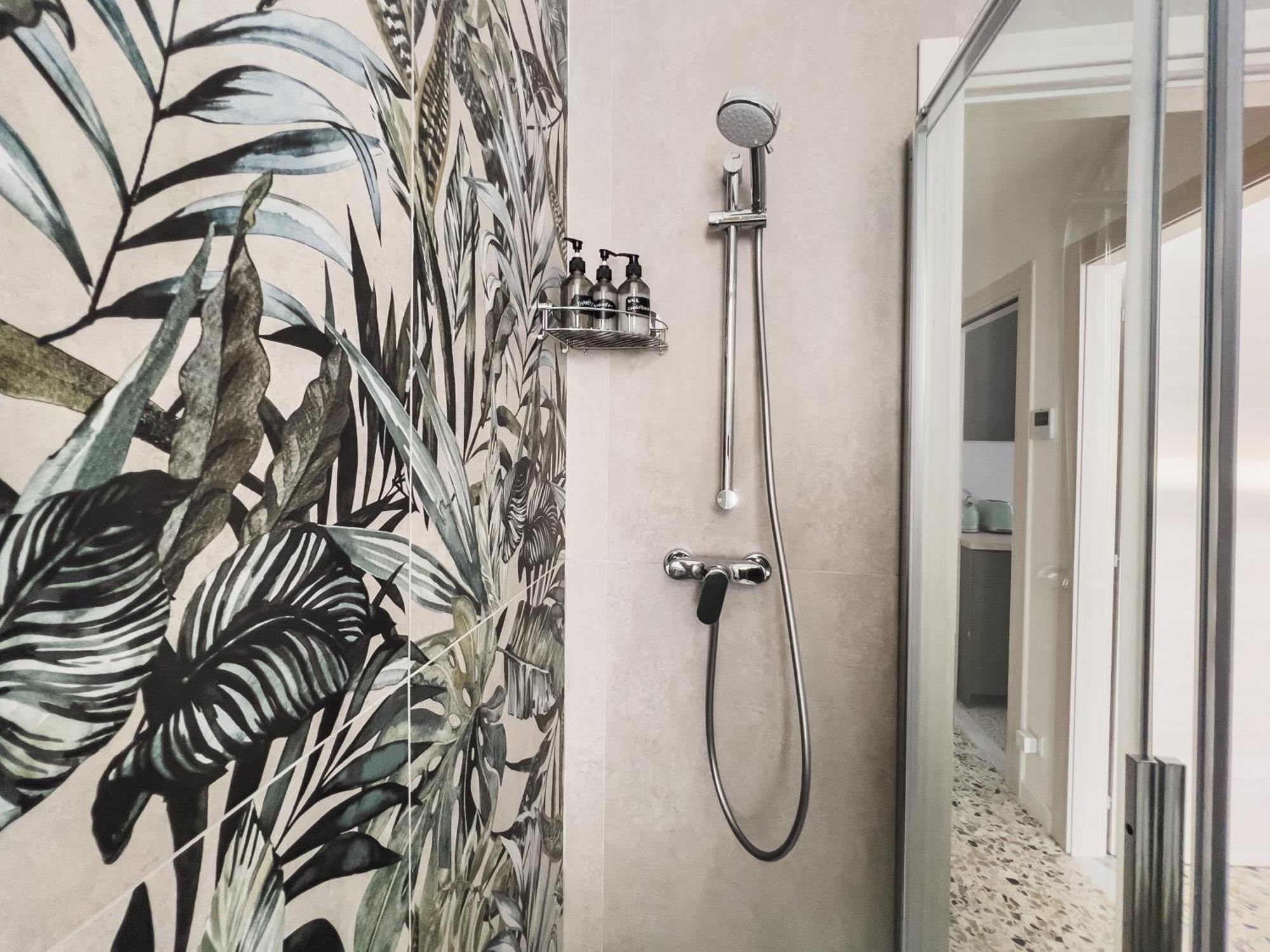 Freshly Renovated 10 Minutes From Arena Apartment Verona Luaran gambar